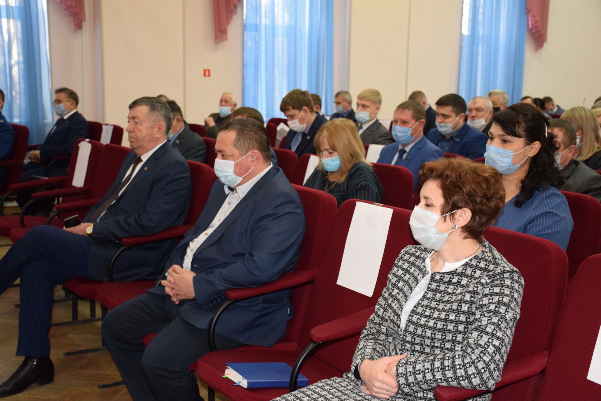 В Нурлате состоялась пятая сессия Советов района и города