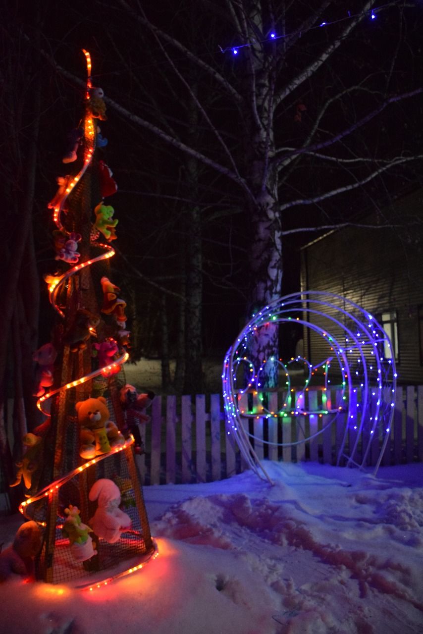 В Степноозерском сельском поселении Нурлатского района к Новому году организовали парад снеговиков в тюбетейках