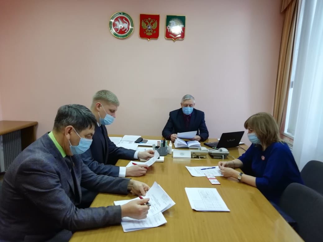 В Нурлате проходят заседания постоянных комиссий Совета города