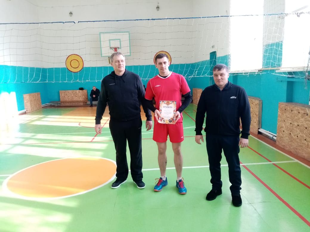 В селе Тюрнясево прошел зональный этап соревнований по волейболу в рамках  районной Спартакиады