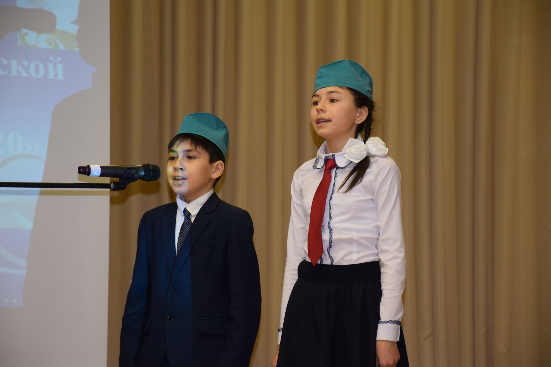 Юные таланты Нурлата стали участниками конкурса патриотической песни «Служу России»