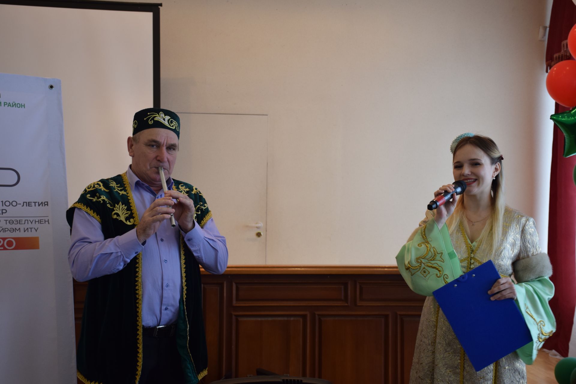 В Нурлате участницы конкурса “Татар кызы” готовили национальное блюдо кыстыбый