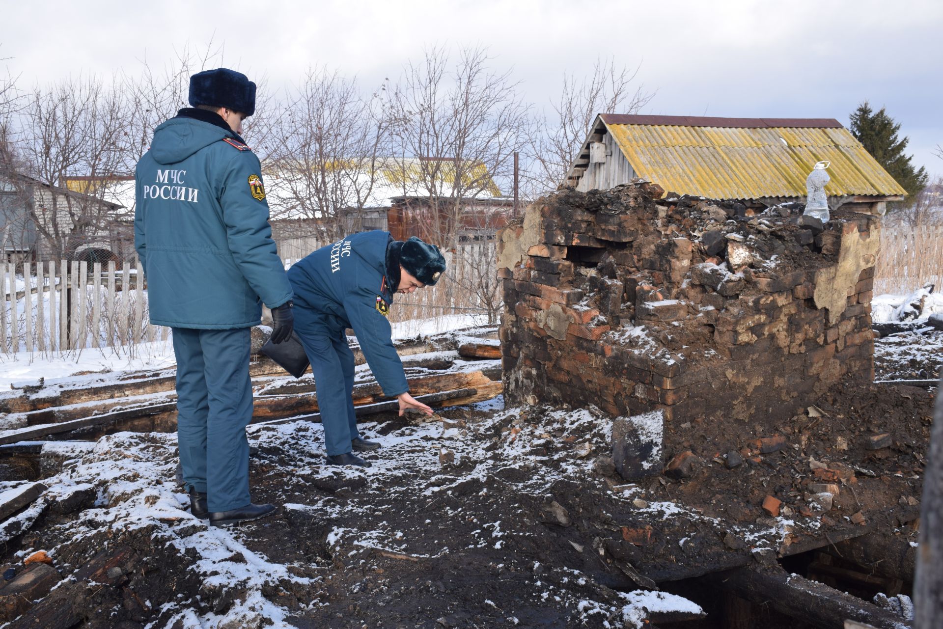 В Вишневой Поляне в пожаре заживо сгорели два человека