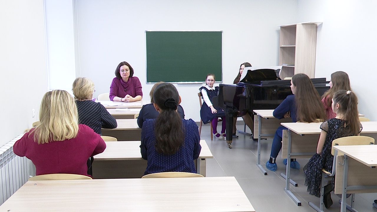 Преподаватели Казанского государственного института культуры провели мастер-классы для учащихся Нурлатской детской школы искусств