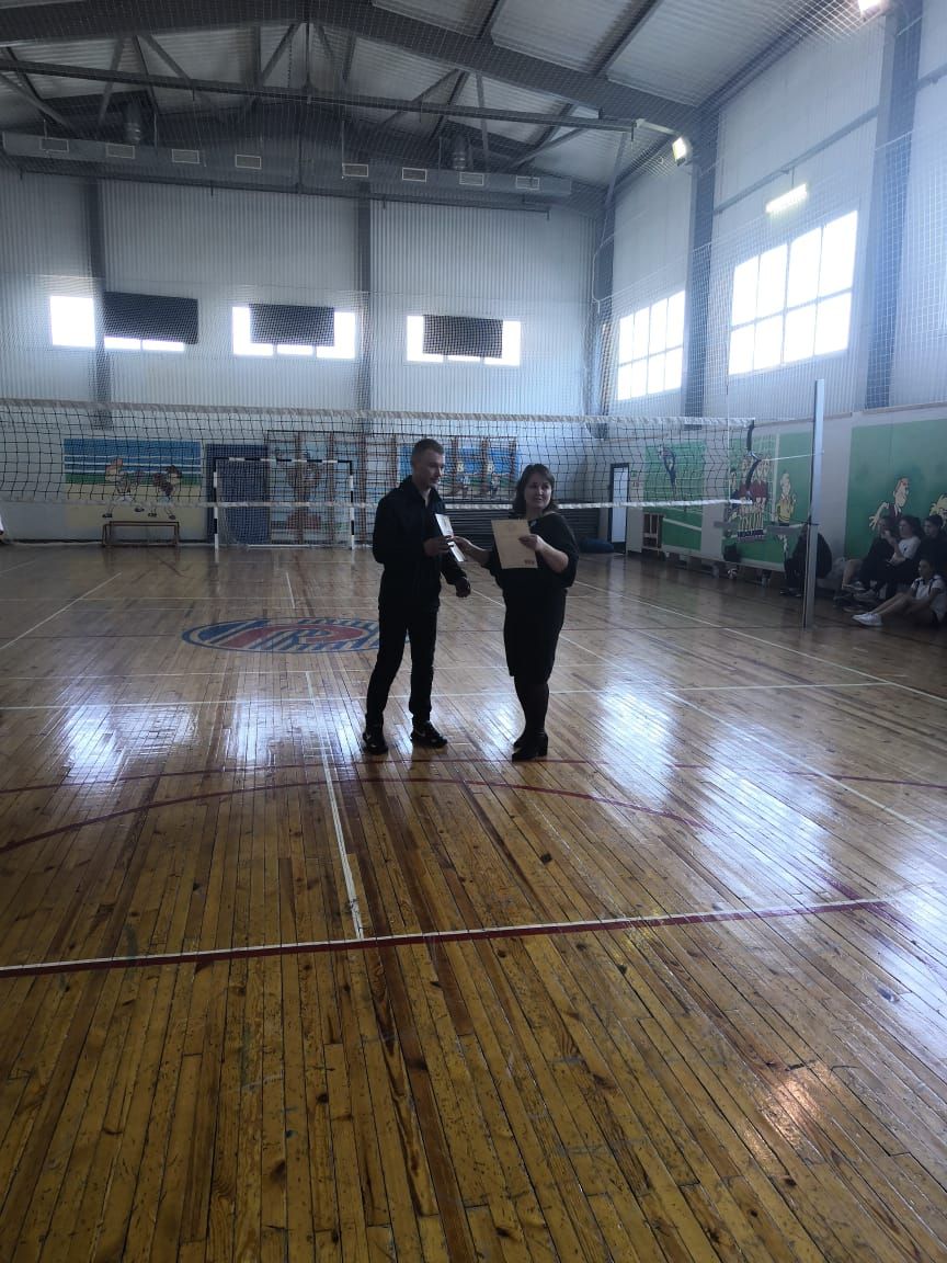 В Нурлате  определились  победители  районной  Спартакиады по волейболу