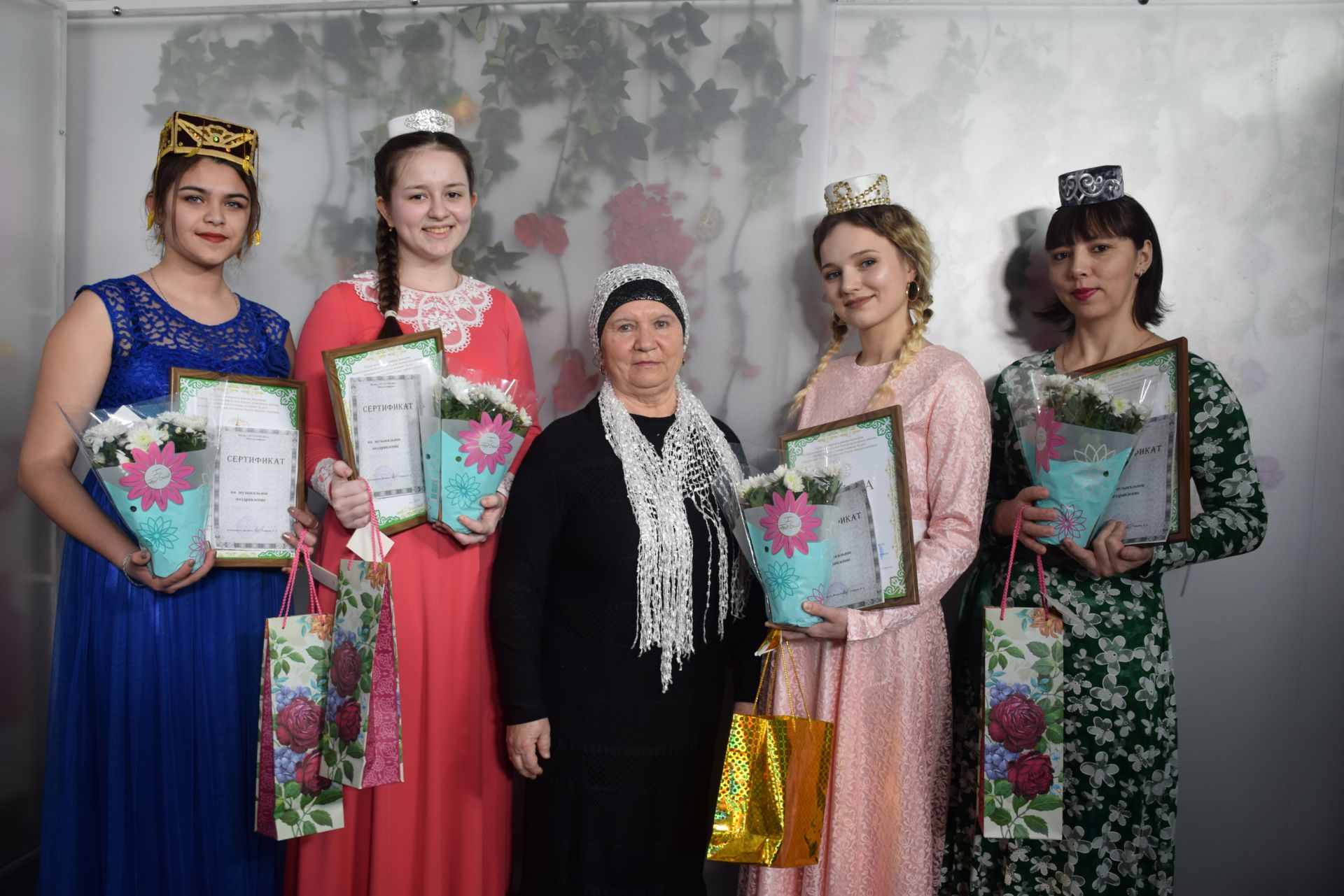 В Нурлате звания «Татар кызы-2020» удостоилась Регина Ильмухина