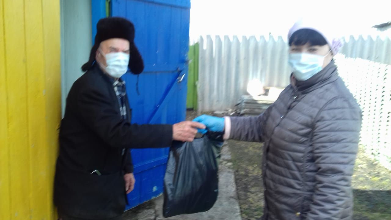 Активисты «Единой России» в период особого режима организовали помощь населению старше 65 лет