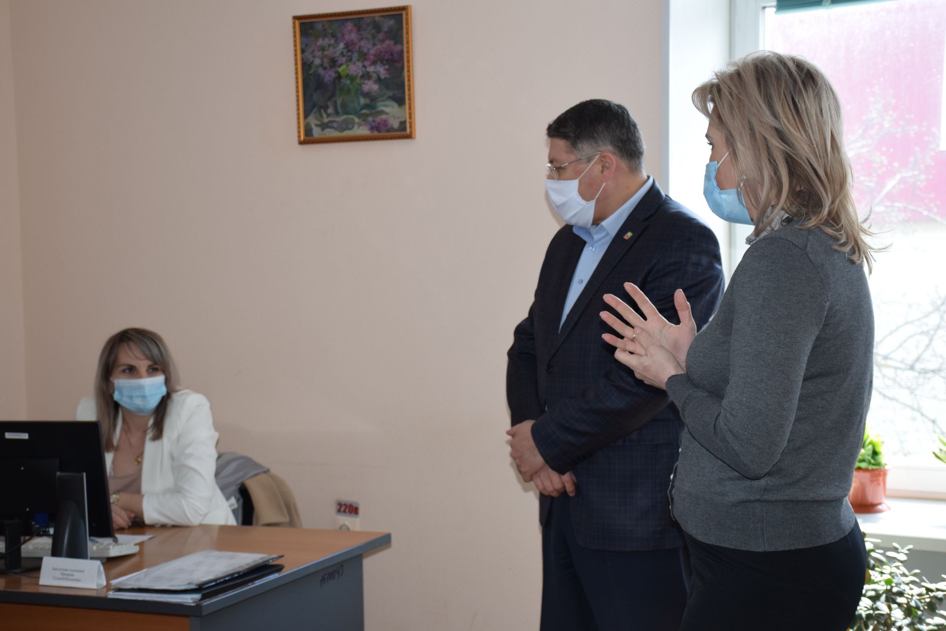 Депутат Госсовета РТ Людмила Рыбакова встретилась с волонтерами Нурлата&nbsp;