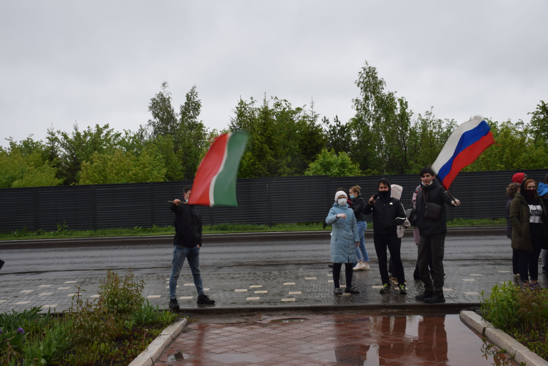 Первая партия нурлатских новобранцев отправилась служить в армию