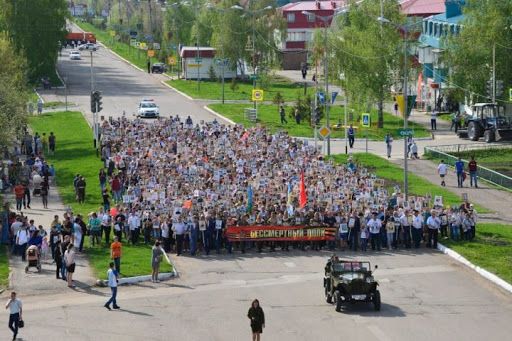 Единая Россия приглашает нурлатцев, не выходя из дома, принять участие в акции «Бессмертный полк – в каждом доме»