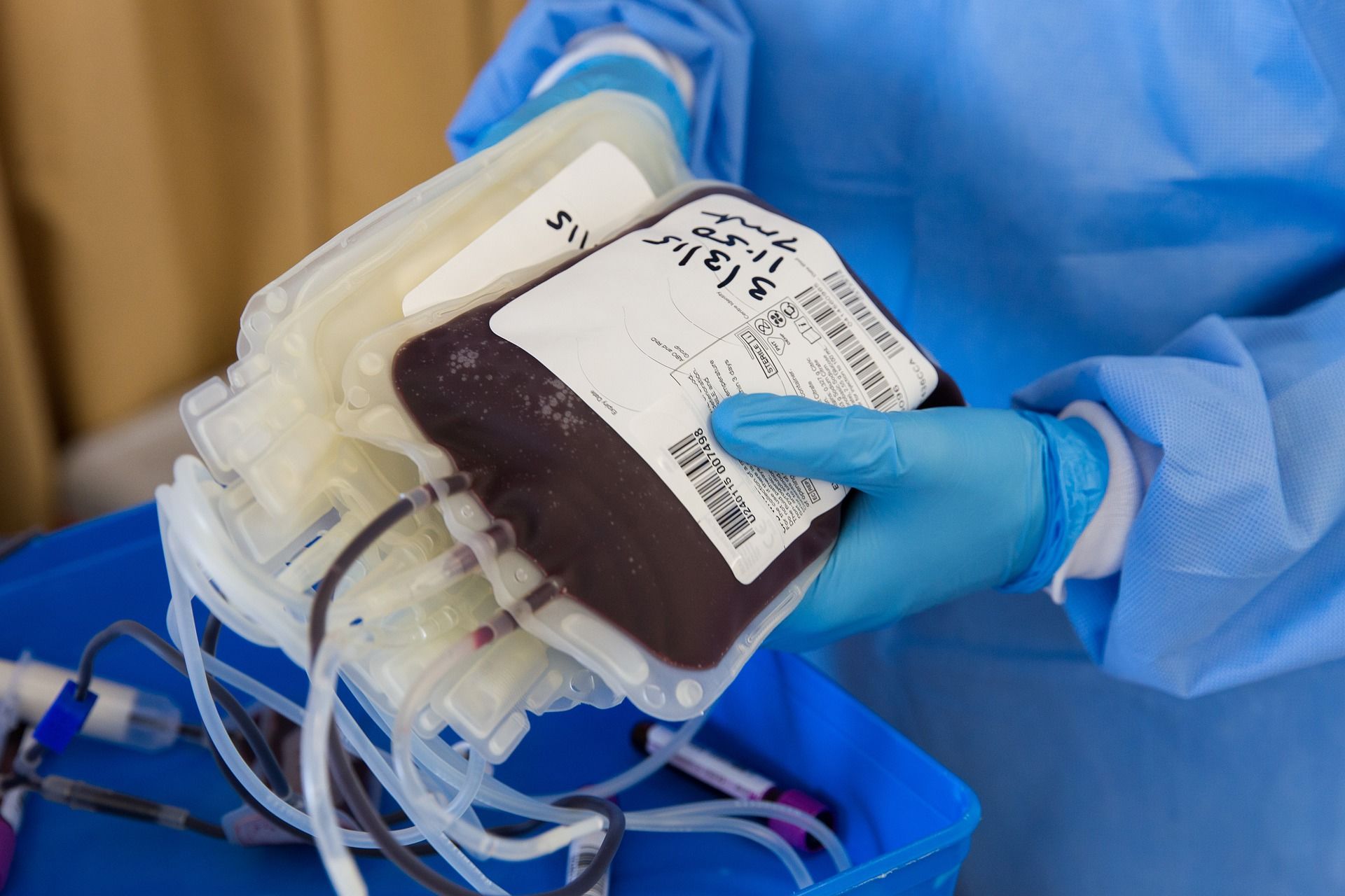 Медики Татарстана призывают переболевших Covid-19 граждан сдавать кровь, чтобы помочь болеющим сейчас