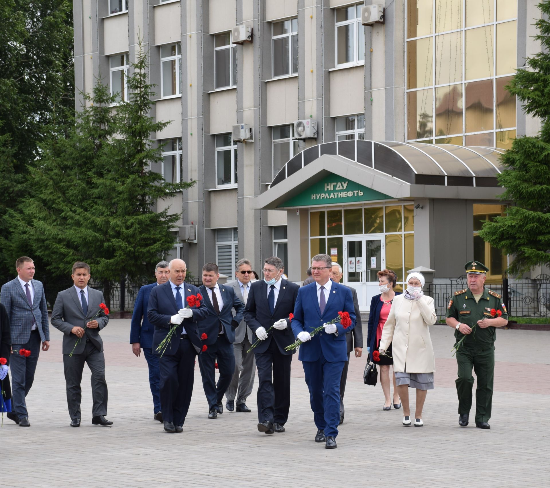 В Нурлате почтили память ветеранов Великой Отечественной войны