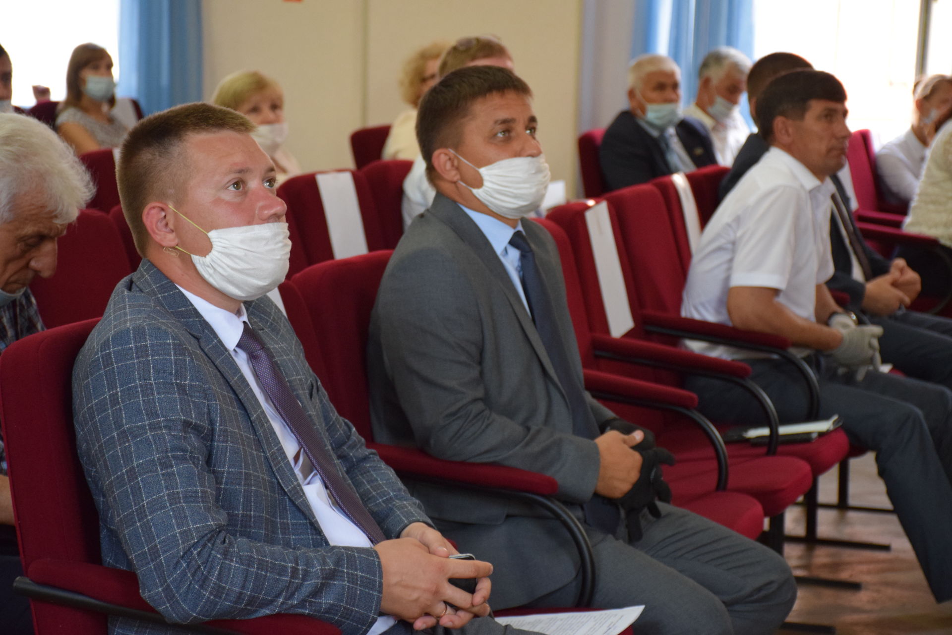 Депутаты Совета Нурлатского района приняли решения по актуальным вопросам