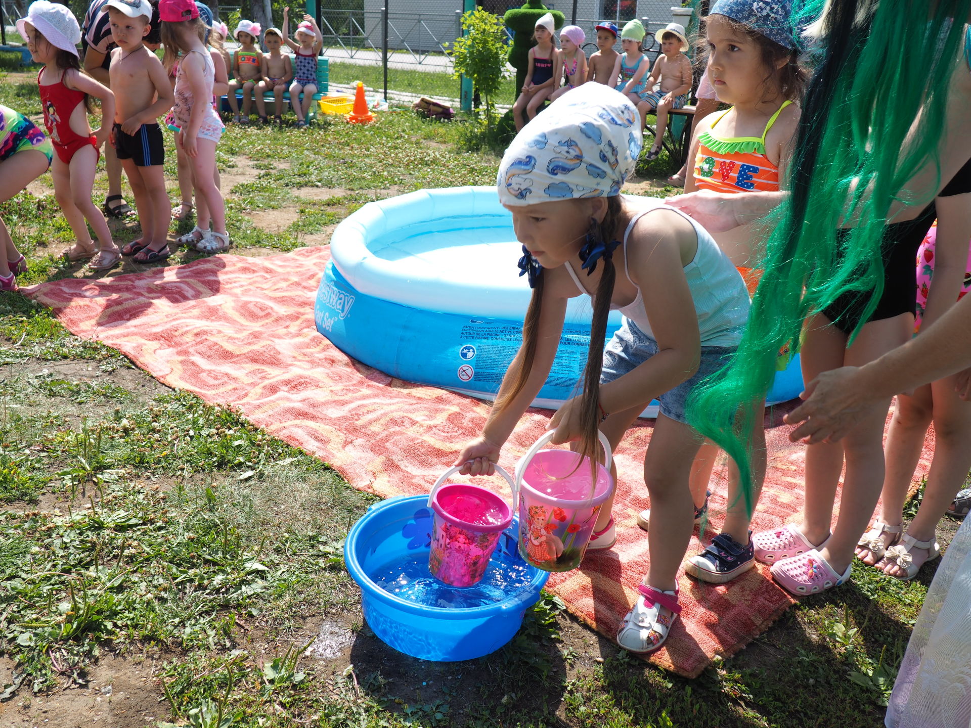 Для воспитанников детского сада «Елочка» провели праздник на воде  "День Нептуна"