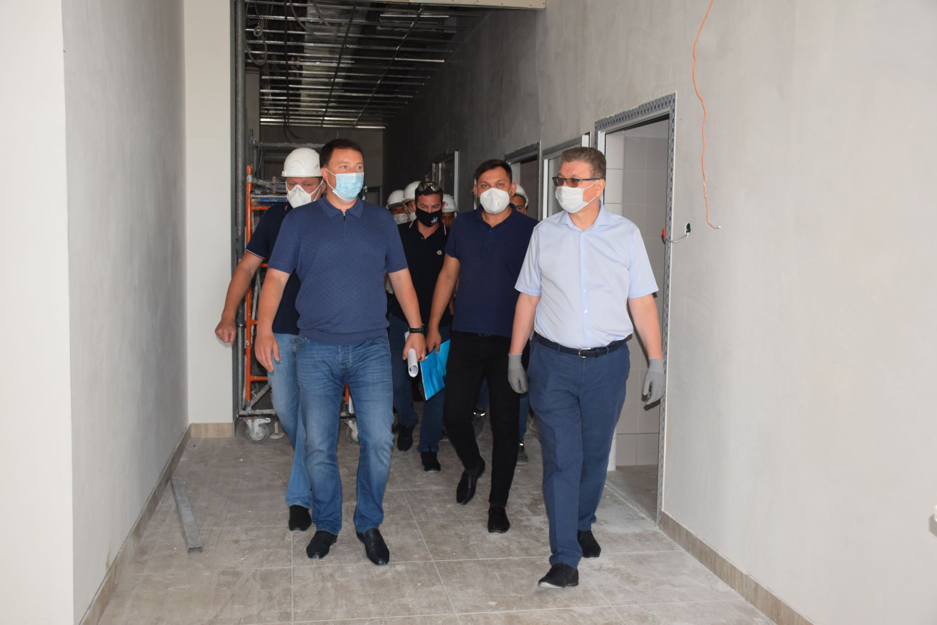 Марат Айзатуллин посетил объекты строительства в городе Нурлат
