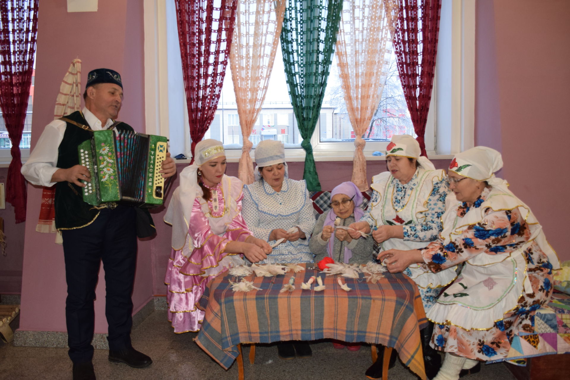 В Нурлате Год родных языков и народного единства стартовал с большого праздничного мероприятия
