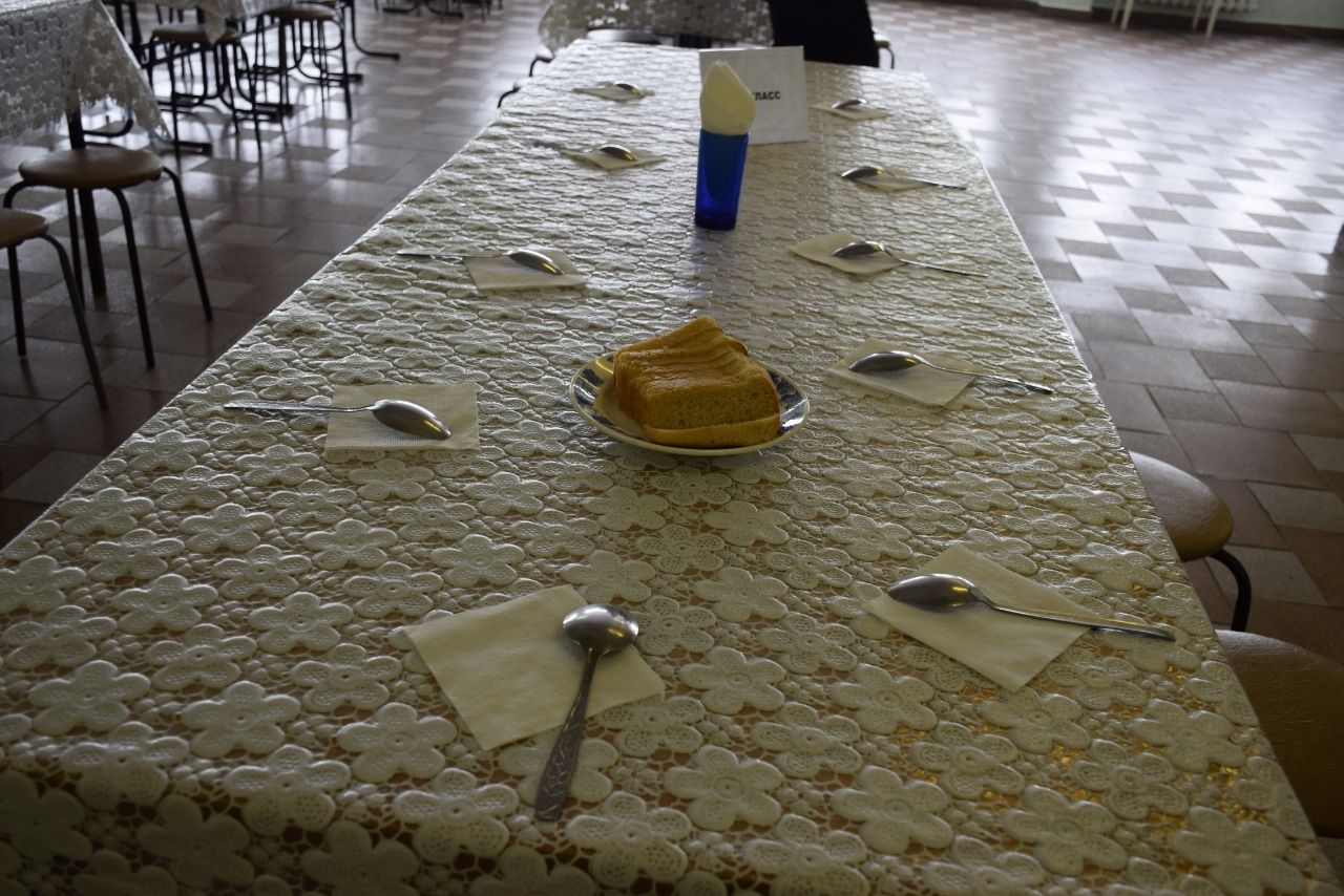 Глава Нурлатского района Алмаз Ахметшин оценил качество питания в столовой школы №9