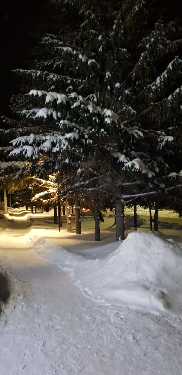 Город Нурлат в ярком зимнем вечернем наряде