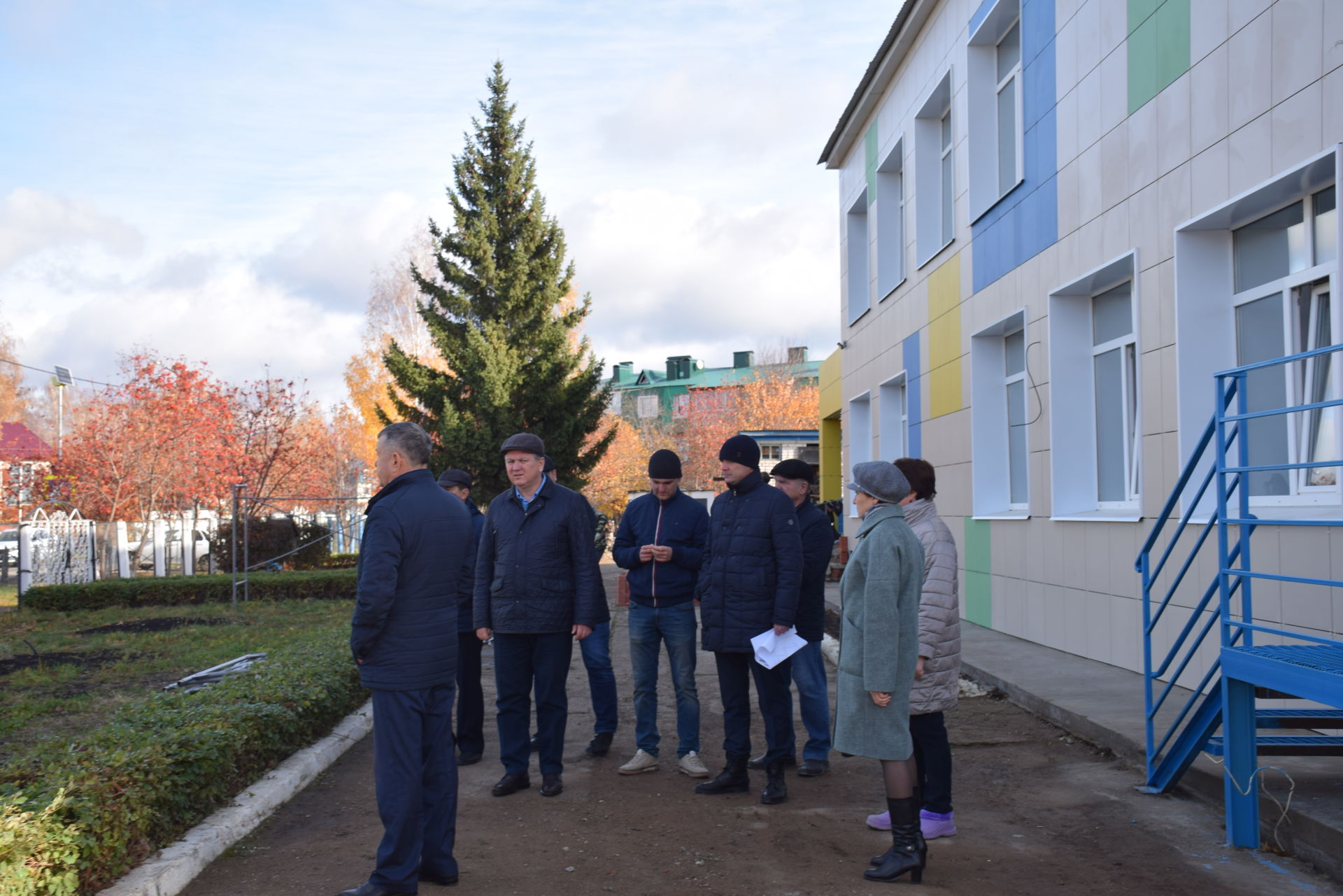 Глава района Алмаз Ахметшин ознакомился с ходом капремонта в детском саду «Алсу»