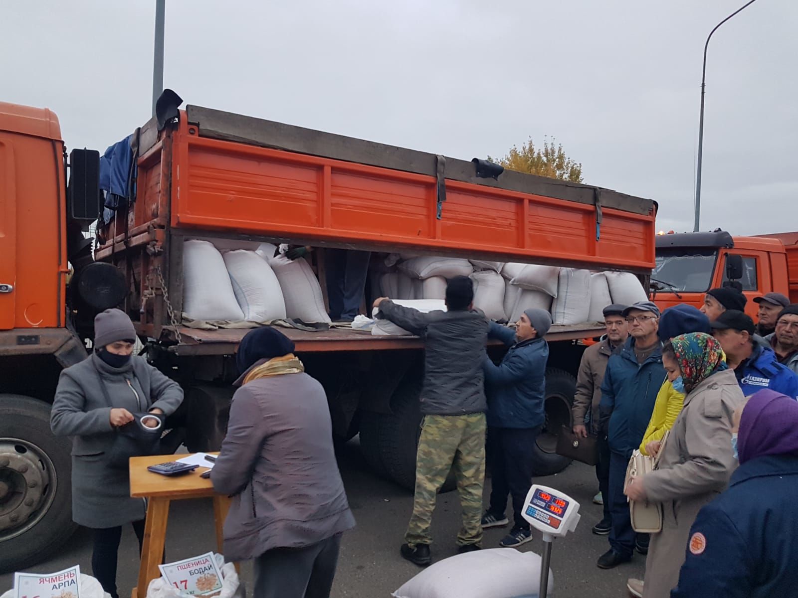 Нурлатские сельхозпроизводители приняли участие в ярмарке в столице Татарстана