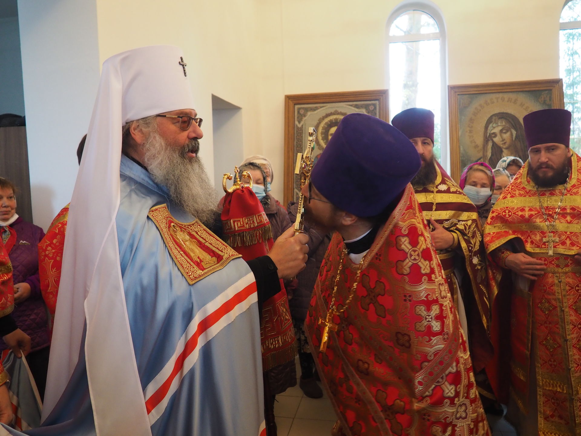Митрополит Казанский и Татарстанский Кирилл посетил церковь Рождества Христова в селе Елаур
