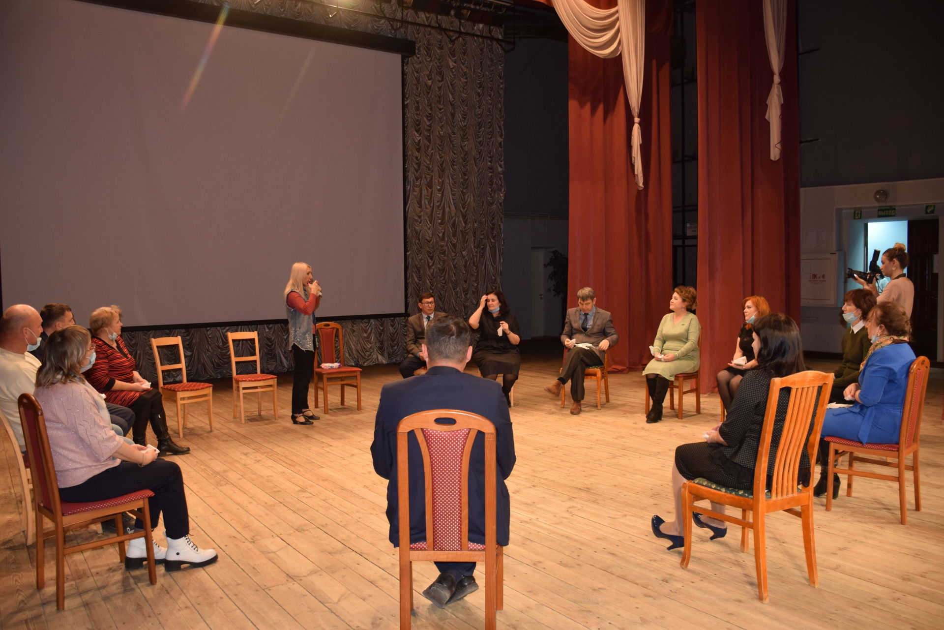 В Нурлате прошел мастер-класс по обучению ораторскому искусству на татарском языке