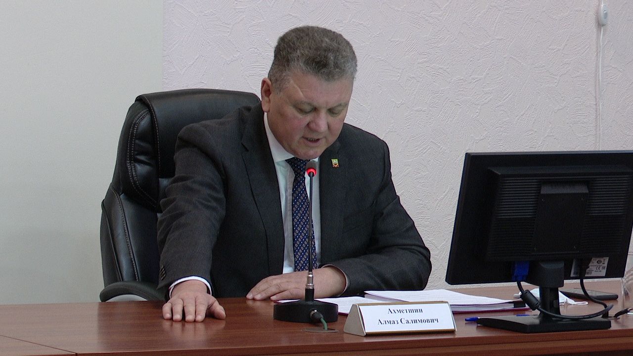 В Совете района состоялась внеочередная сессия Совета Нурлатского муниципального района&nbsp;