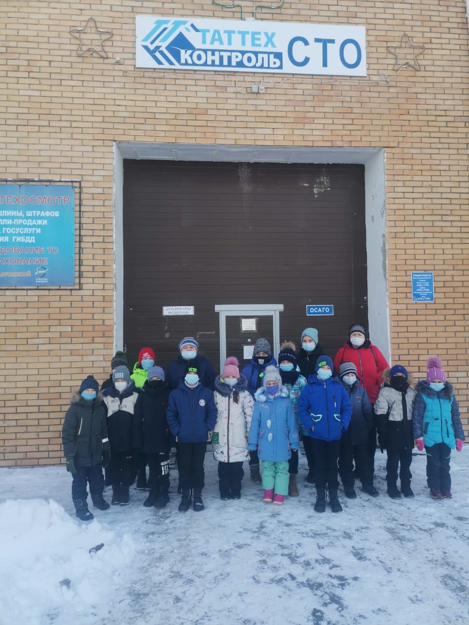 Учащиеся начальной школы побывали с экскурсией в Нурлатском отделе ГИБДД
