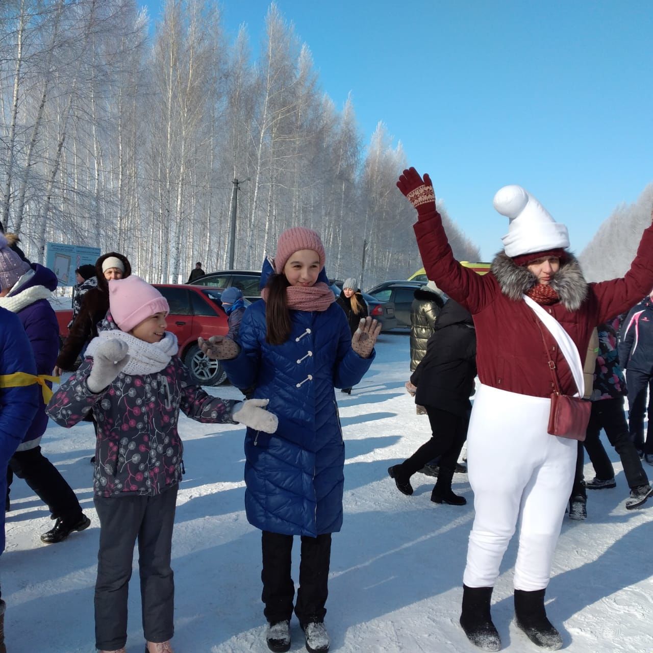 Нурлатцы в преддверии Дня защитника Отечества на лыжные старты вышли семьями
