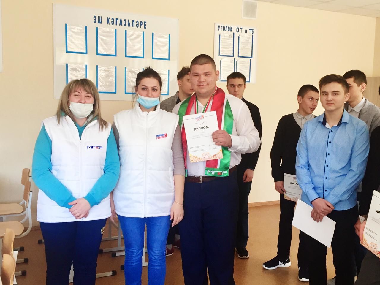 Нурлатские студенты соревновались в знании истории и культуры Татарстана