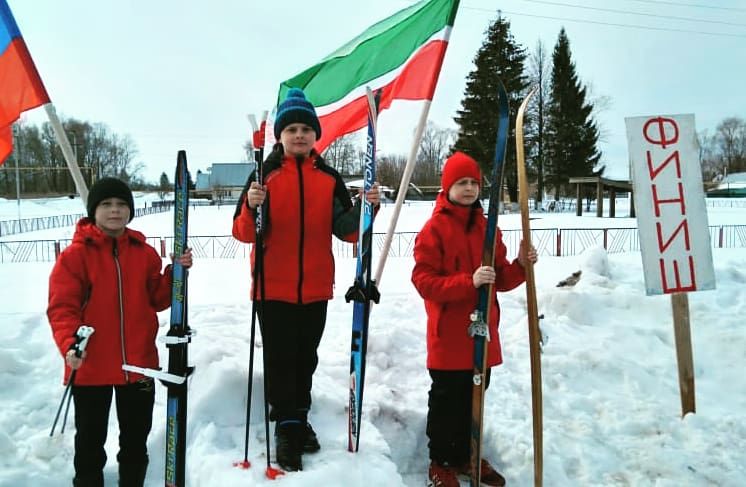 Любители лыжного спорта из Нурлата выходные проводят на лыжне