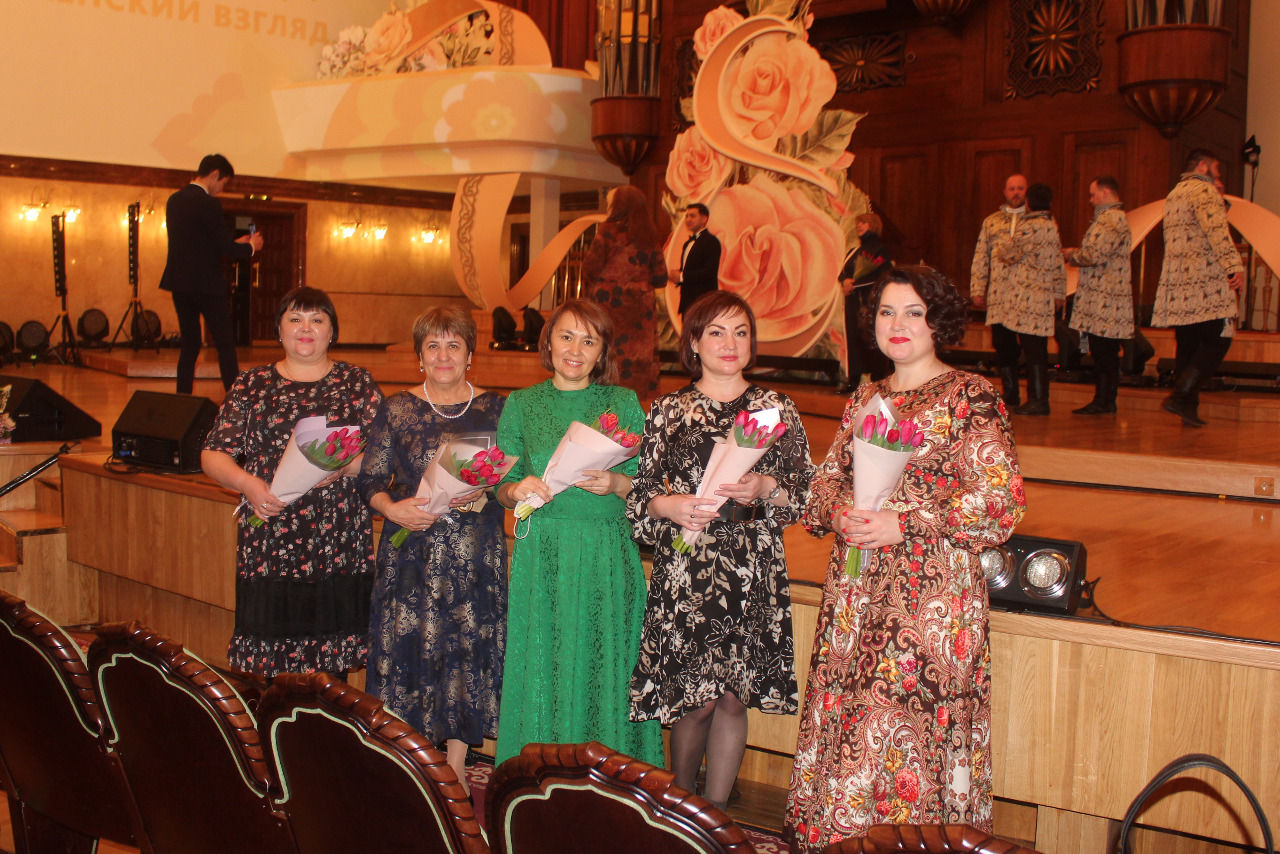 Нурлатцы приняли участие в церемонии награждения «Женщина года. Мужчина года: женский взгляд»
