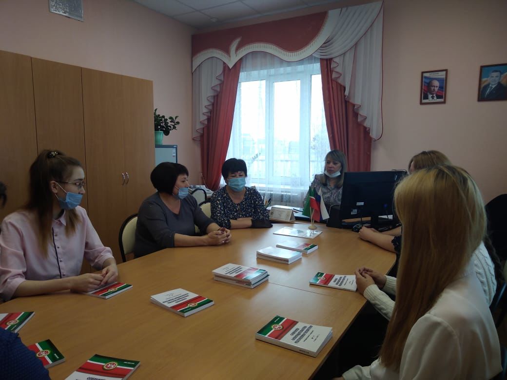 В День местного самоуправления в Средней Камышле прошла встреча со школьниками