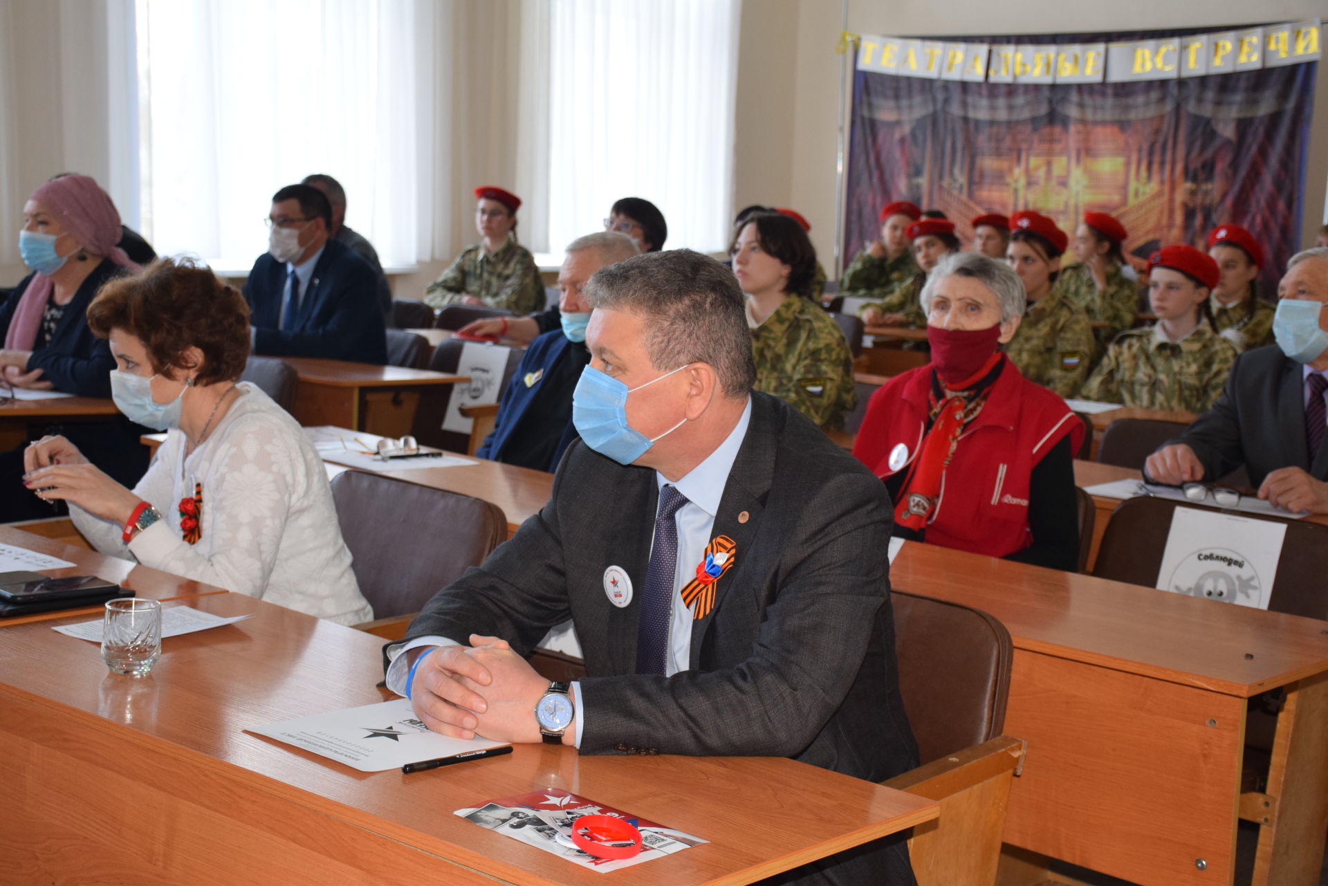 Глава Нурлатского района Алмаз Ахметшин принял участие в акции «Диктант Победы»
