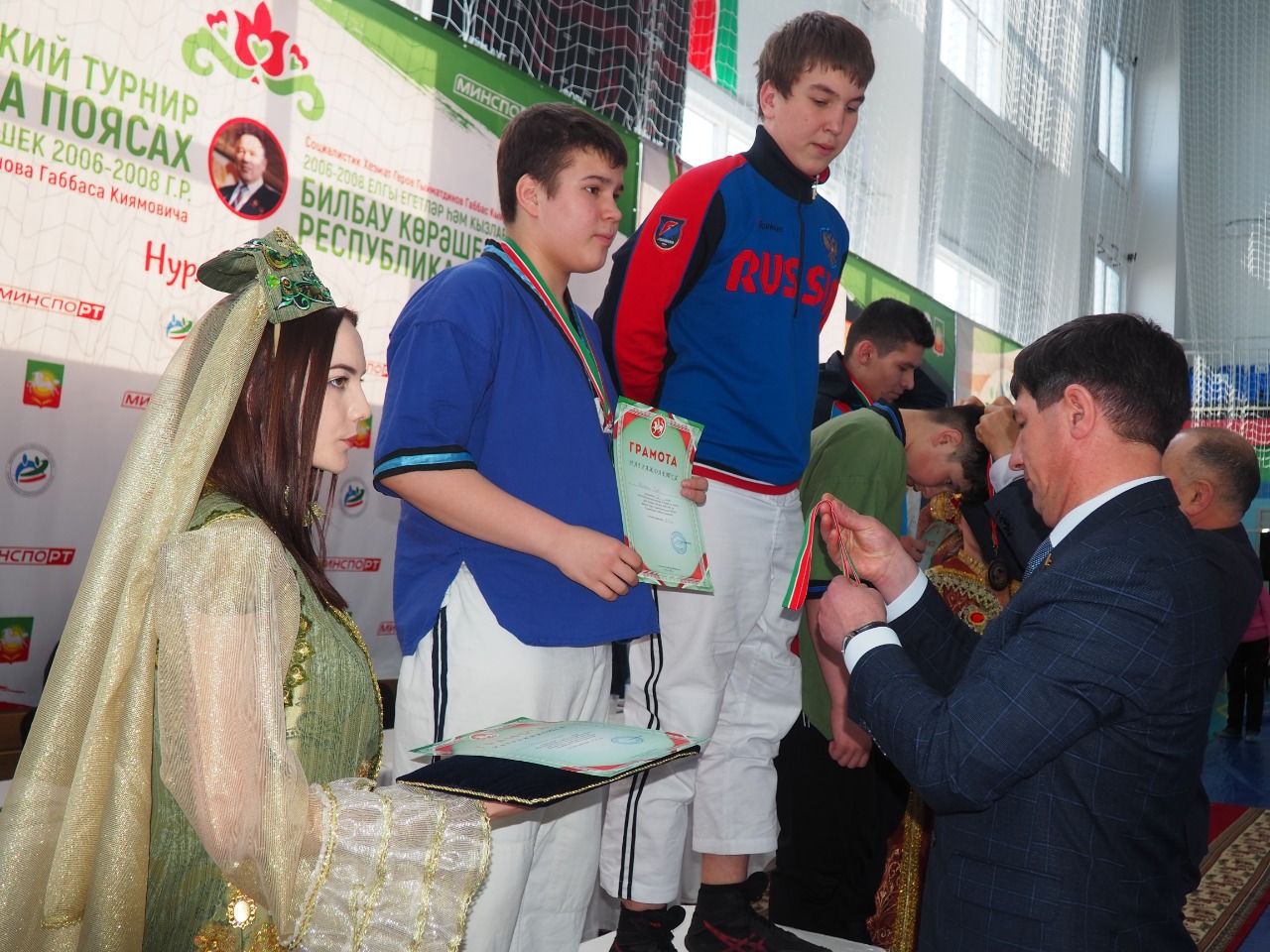 В Нурлате завершился республиканский турнир по борьбе на поясах памяти Габбаса Гиматдинова