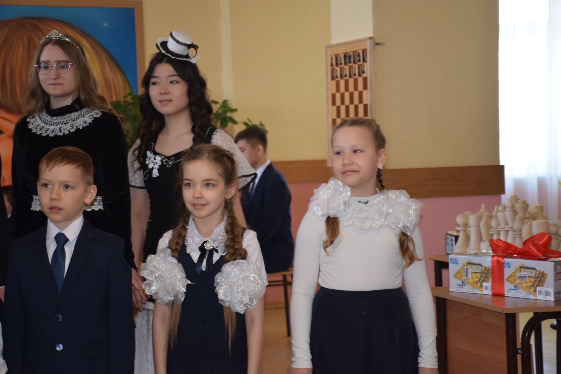 В Нурлатской гимназии в торжественной обстановке открыли шахматную зону