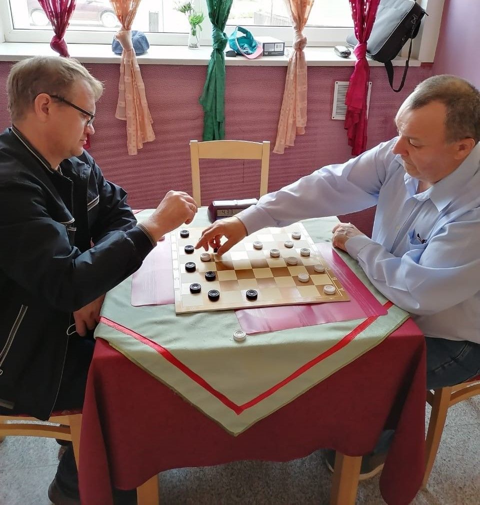 Шахматисты и шашисты провели турниры, посвященные Дню Победы