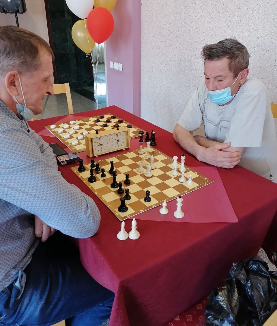 Шахматисты и шашисты провели турниры, посвященные Дню Победы