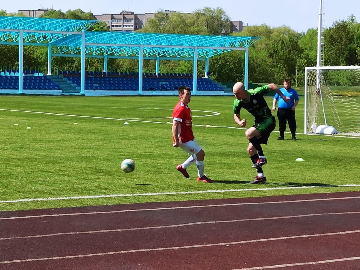 Нурлатцы участвуют в зональных соревнованиях по мини-футболу в Заинске