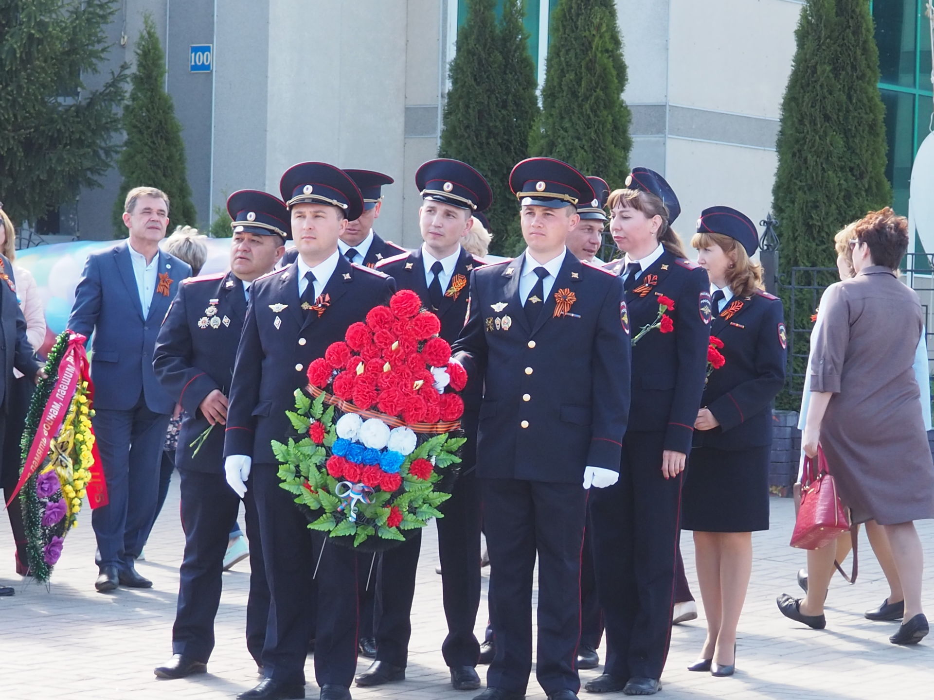 Нурлатцы в День Победы почтили память земляков