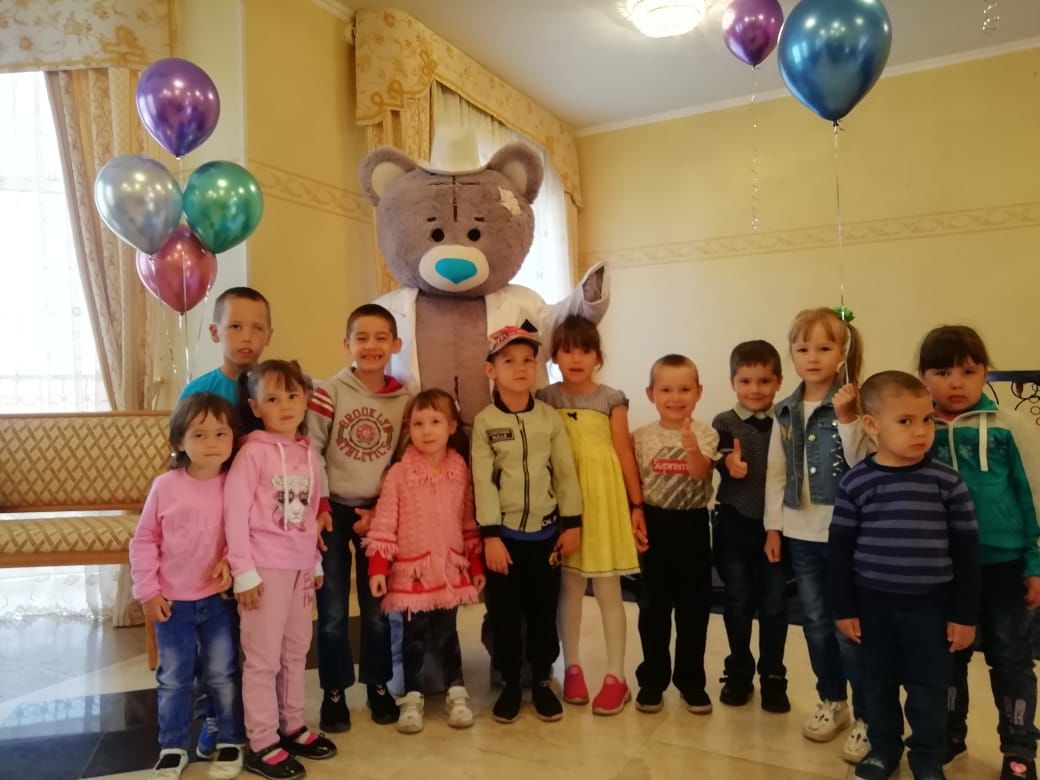 Владелец гостиничного комплекса в Нурлате устроил праздник для детей
