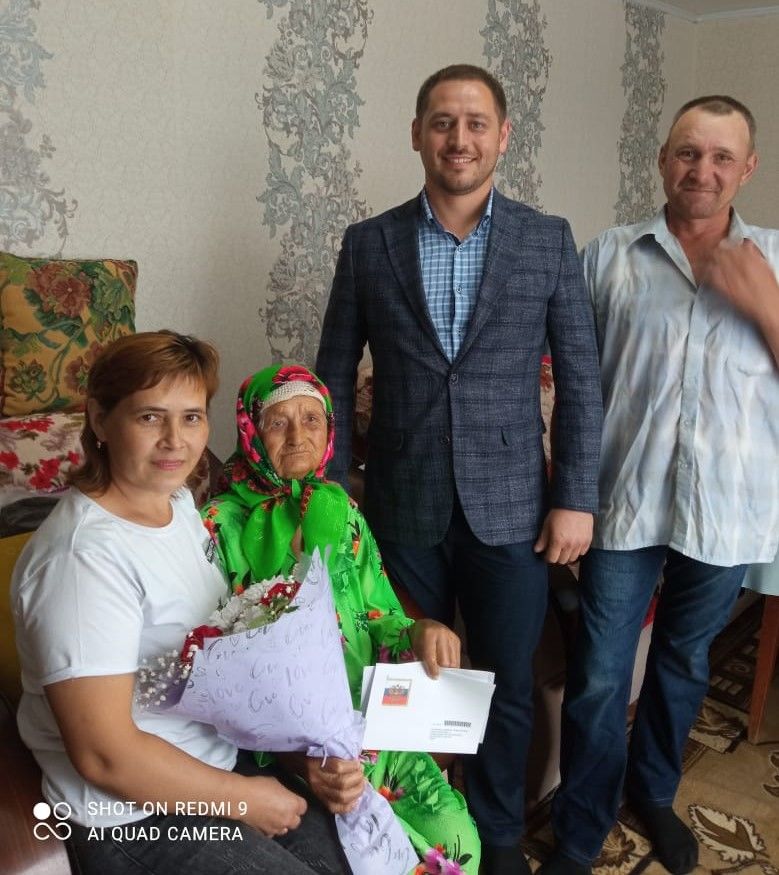 В Нурлате Степаниду Петрову поздравили со 100-летним юбилеем
