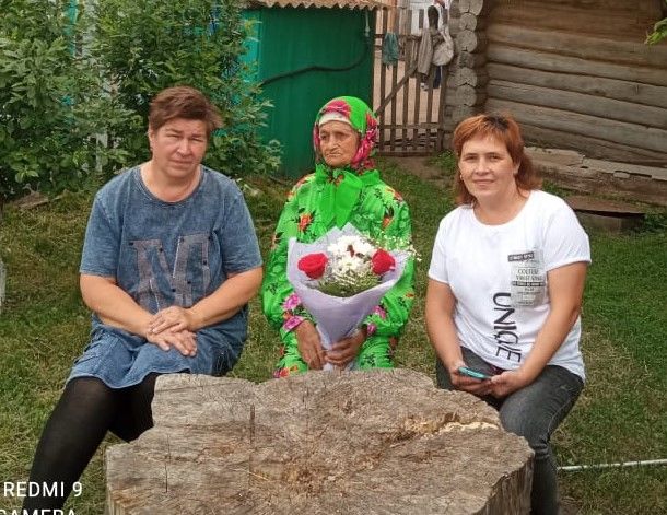 В Нурлате Степаниду Петрову поздравили со 100-летним юбилеем