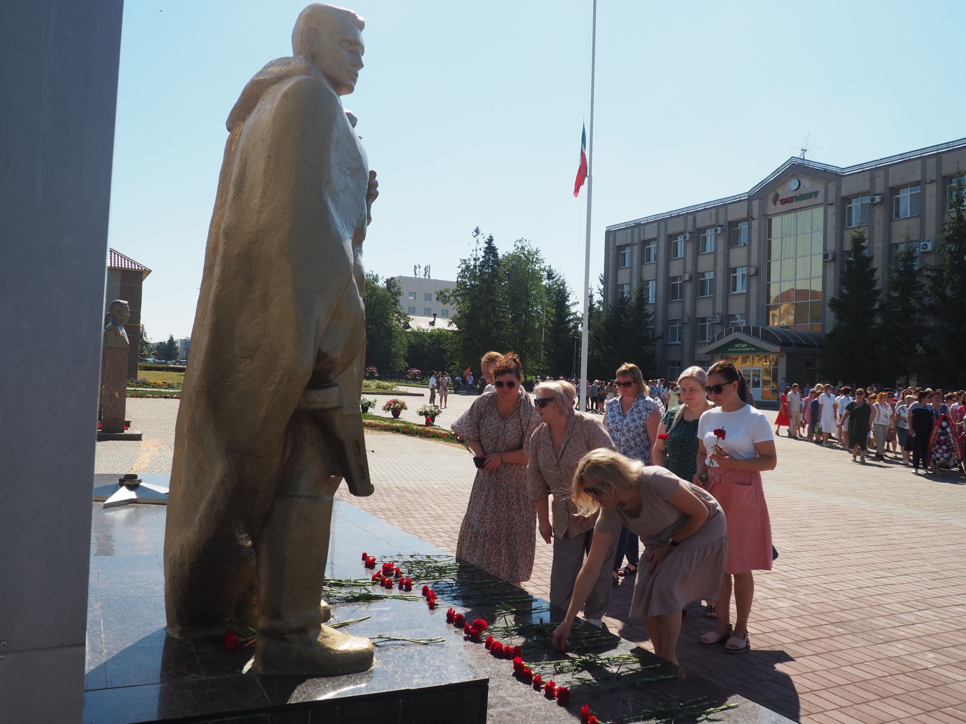 Нурлатцы почтили память павших земляков