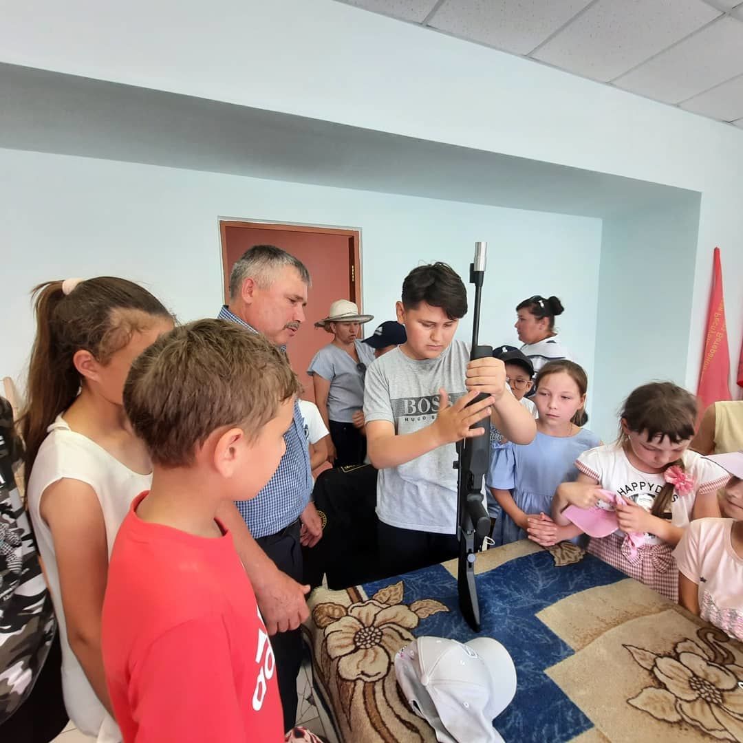 Нурлатские форпостовцы посетили со школьниками музей Боевой Славы