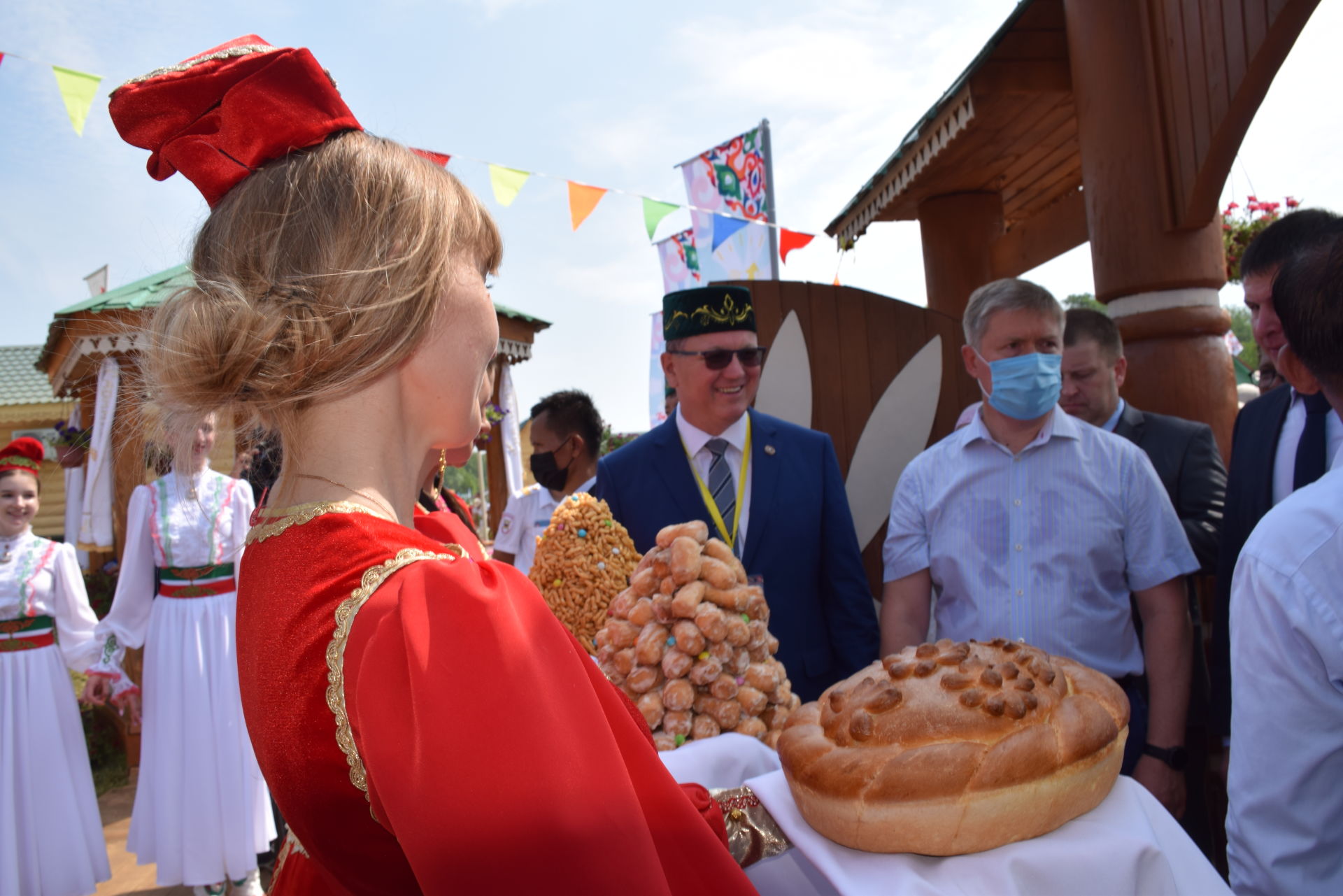 Нурлатское подворье на Казанском Сабантуе отличилось яркостью и массовостью