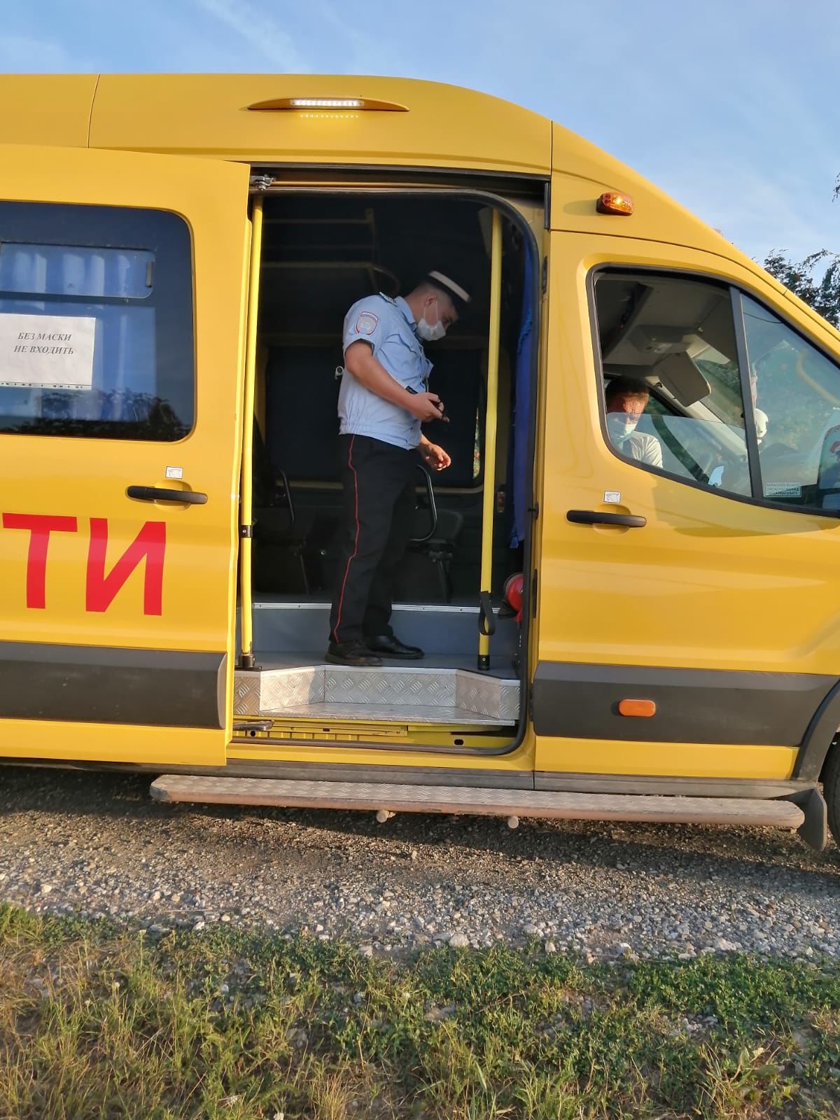 Нурлатские автоинспекторы проверили детские автобусы