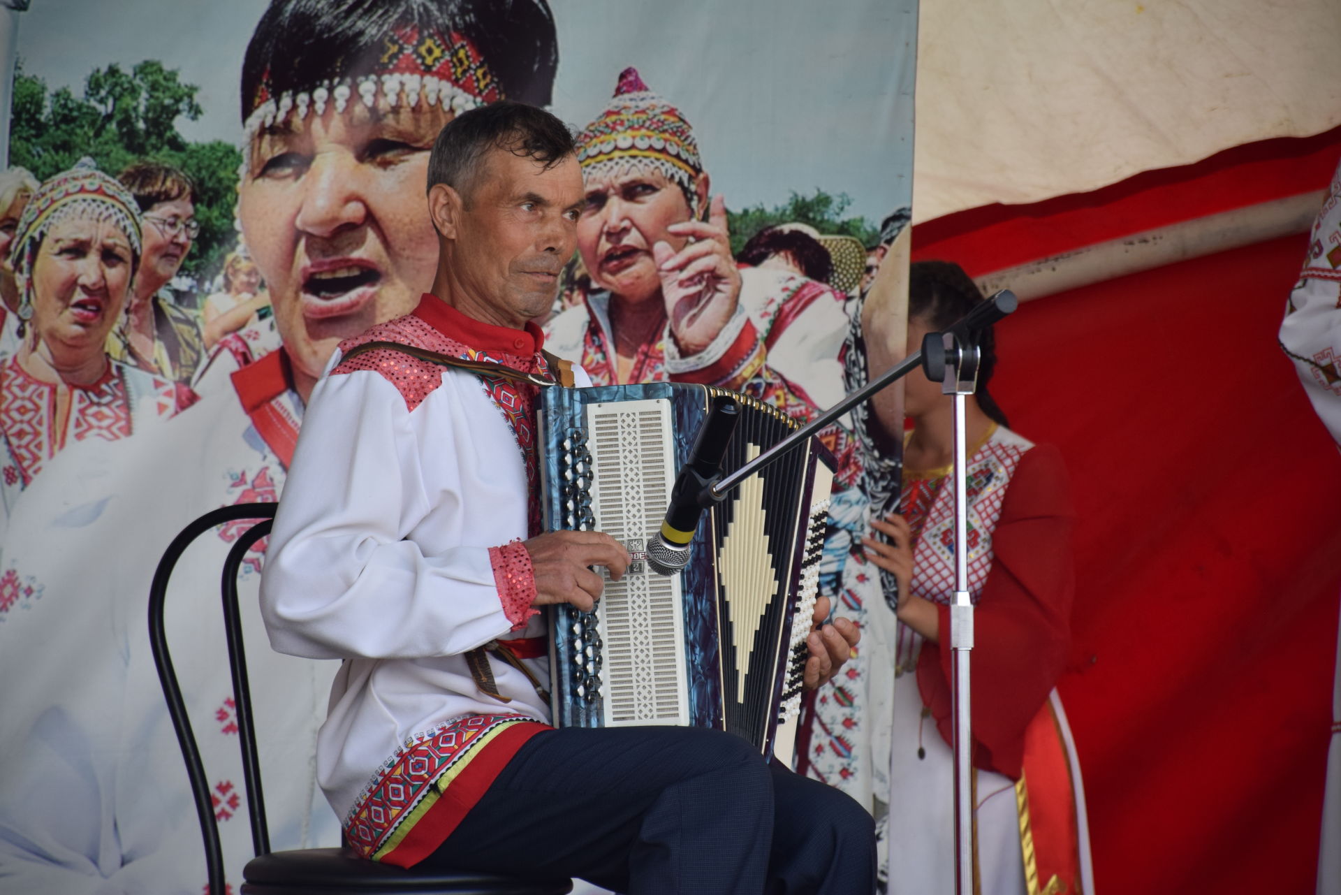 Валентина Максимова из Сосновки заняла призовые места сразу в трех конкурсах Уява