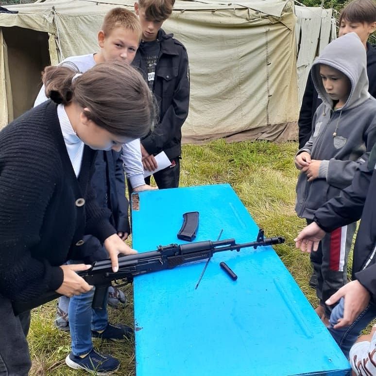 Нурлатские форпостовцы провели соревнования по стрельбе в «Заречном»