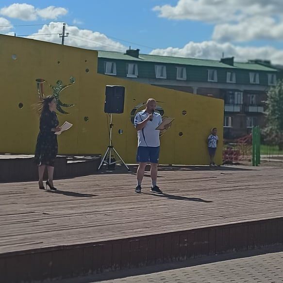 В Нурлате состоялся турнир по мини-футболу среди представителей родов войск